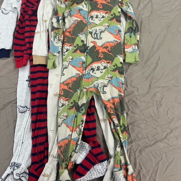 8 New Carters Footed Pajamas Size 24 Month - Picture 6 of 9